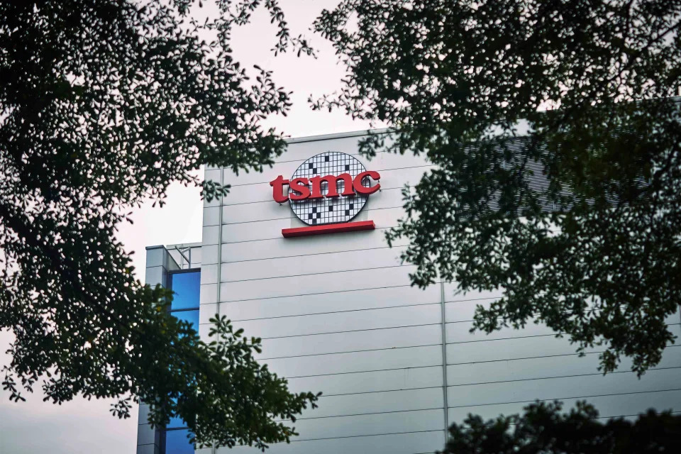 TSMC Stock Rises as Chipmaker's Results Top Estimates, Firm Sticks With Outlook