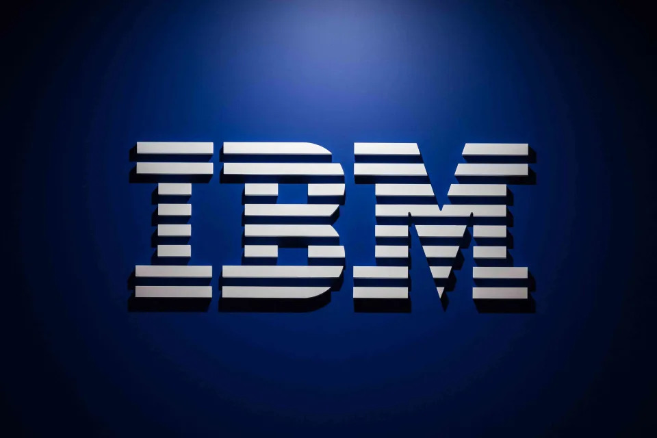 Top Stock Movers Now: IBM, Las Vegas Sands, UPS, and More