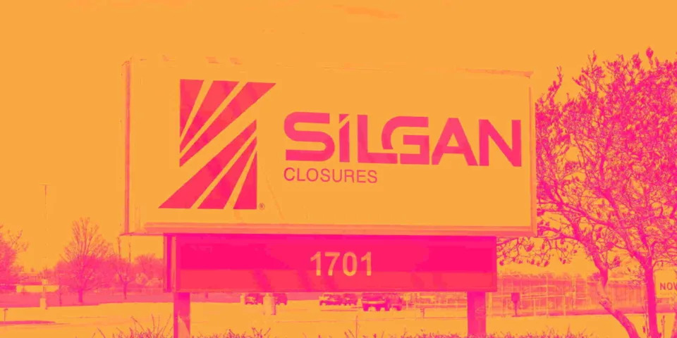 3 Reasons to Avoid SLGN and 1 Stock to Buy Instead
