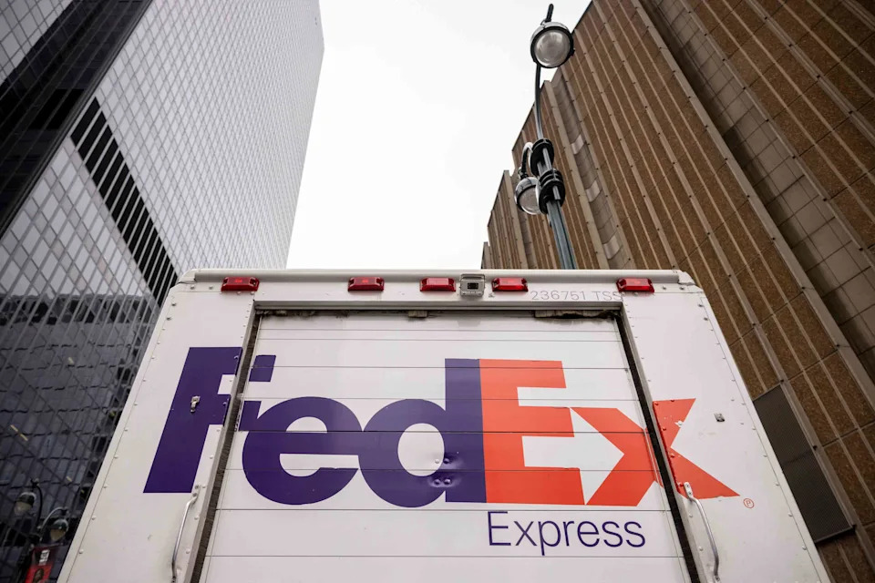 Top Stock Movers Now: FedEx, Nike, Lennar, and More