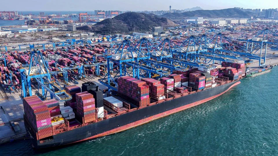 Dow tumbles 1,000 points after China retaliates against Trump’s tariffs