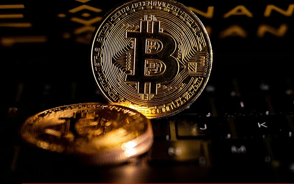 Bitcoin plummets as tariff fallout spreads