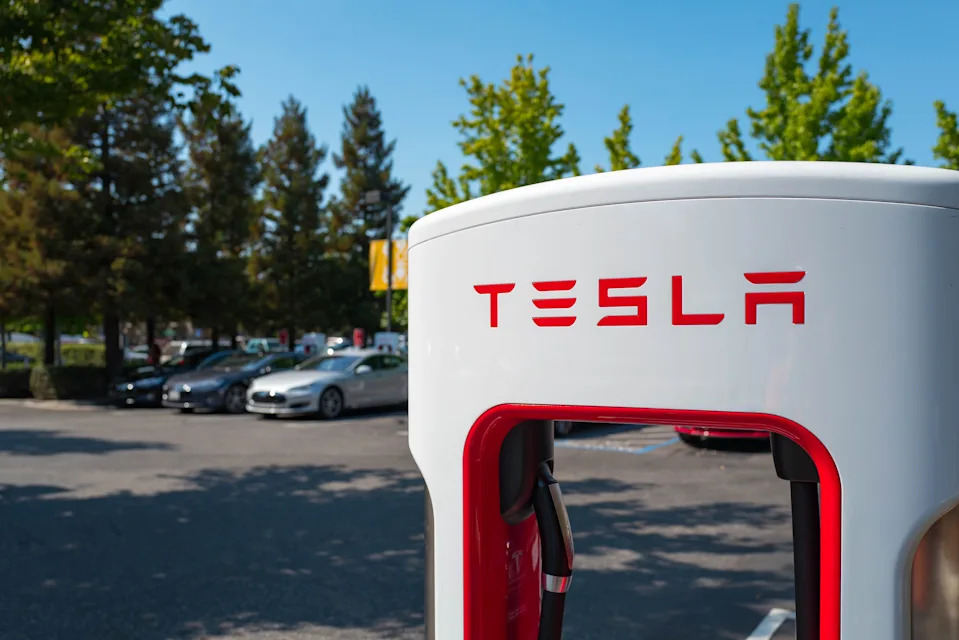 Wall Street continues to sour on Tesla stock with the trade war set to weigh on the EV maker