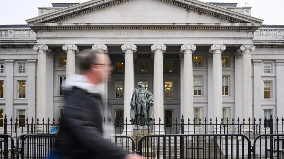 The bond market is acting weird. It spooked Trump
