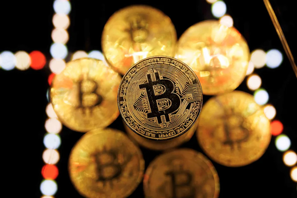 Bitcoin's Upward Move Continues as Trading Week Winds Down