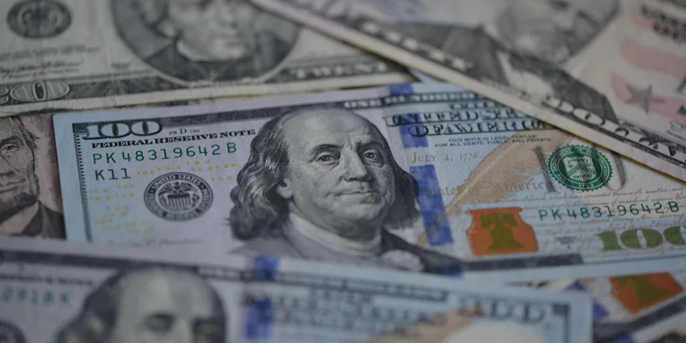 A steep plunge in the dollar is a reason to stay bullish on stocks, Morgan Stanley's CIO says