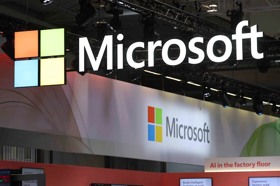 Microsoft Stock Rockets Higher as Analysts Raise Price Targets on AI-Fueled Growth